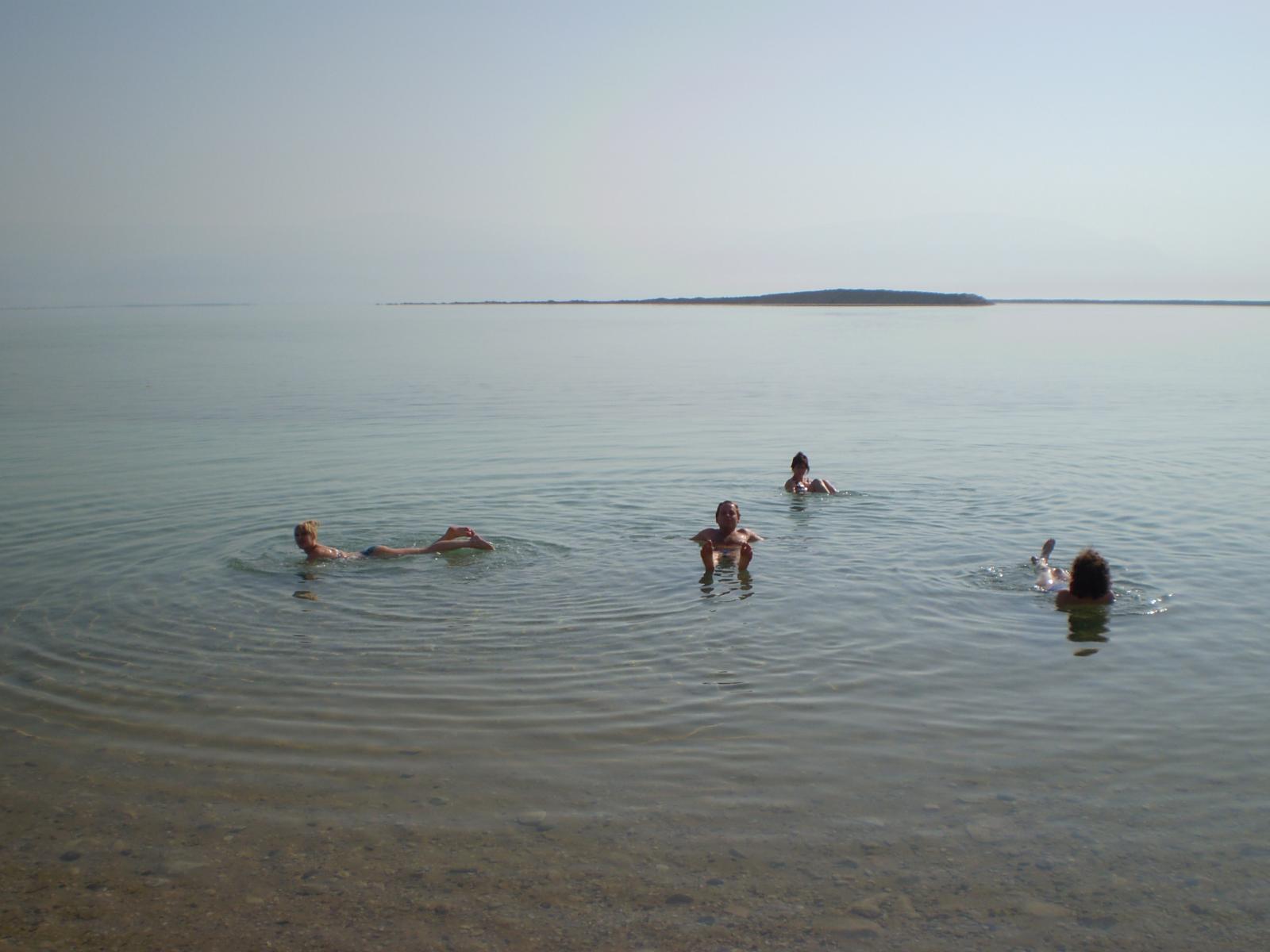 Плаваем в Мертвом море