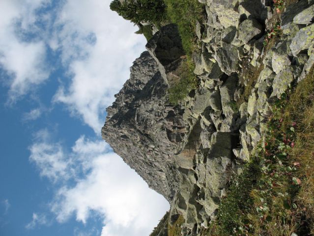 Камушек.