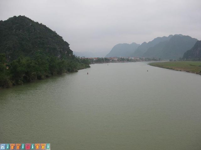 viet75